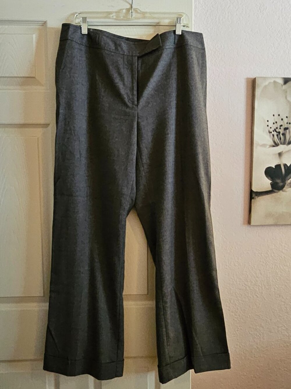 Wide-Leg Dress Pants in Charcoal Gray